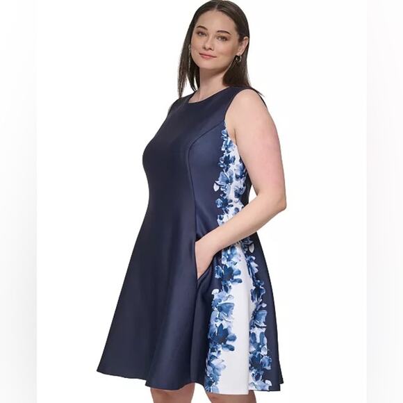 DKNY
Plus Size Contrast Side-Panel Sleeveless Dress size 22w (b24.6) - Picture 1 of 7